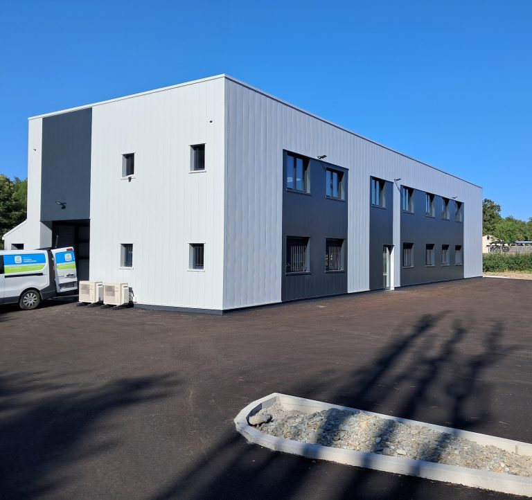 Photo principale de L’entretien de la ventilation à Clermont-Ferrand / Vichy – VMC, hotte et climatisation