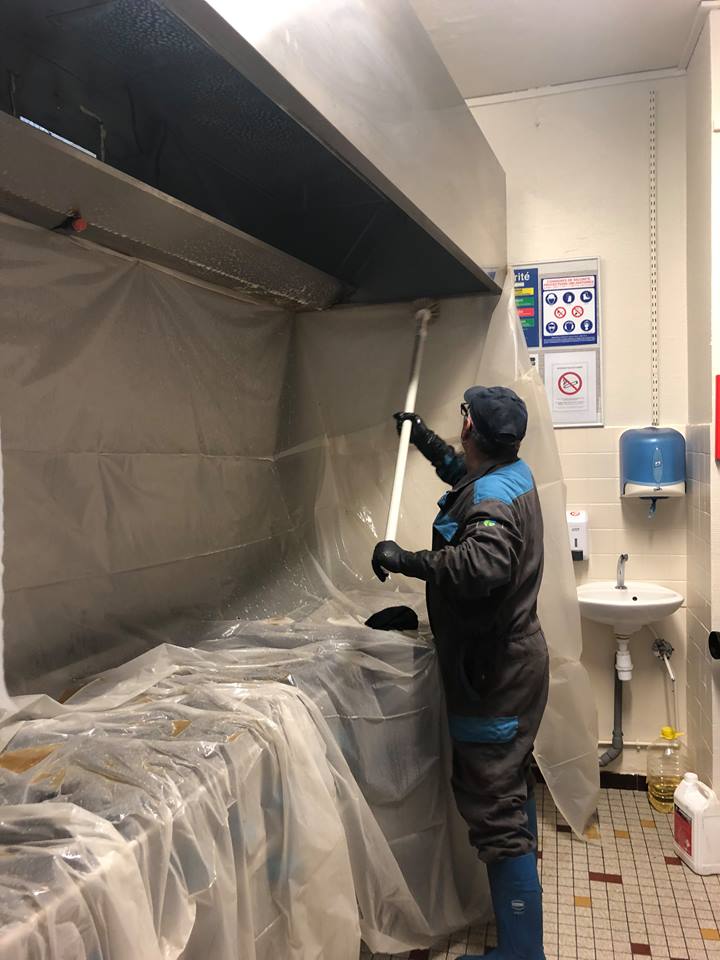 Photo principale de L’entretien et la maintenance de ventilation, hotte et climatisation à Marseille (13)